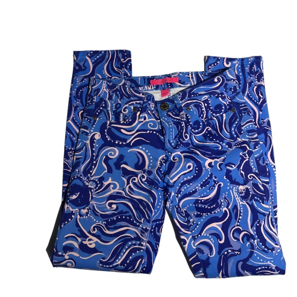 Lilly Pulitzer skinny jeans in size 00. Blue and white with gold hardware - Picture 6 of 16